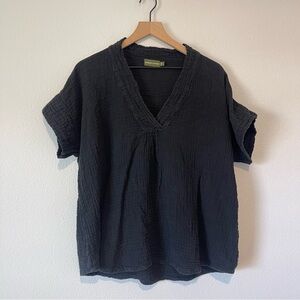 Honest Cotton Shirt Womens OS/M/L Black Gauzy Cotton Vneck Short Sleeve Casual